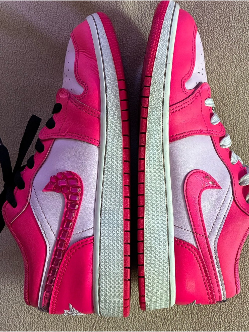 Valentine Addition Air Jordan 1s